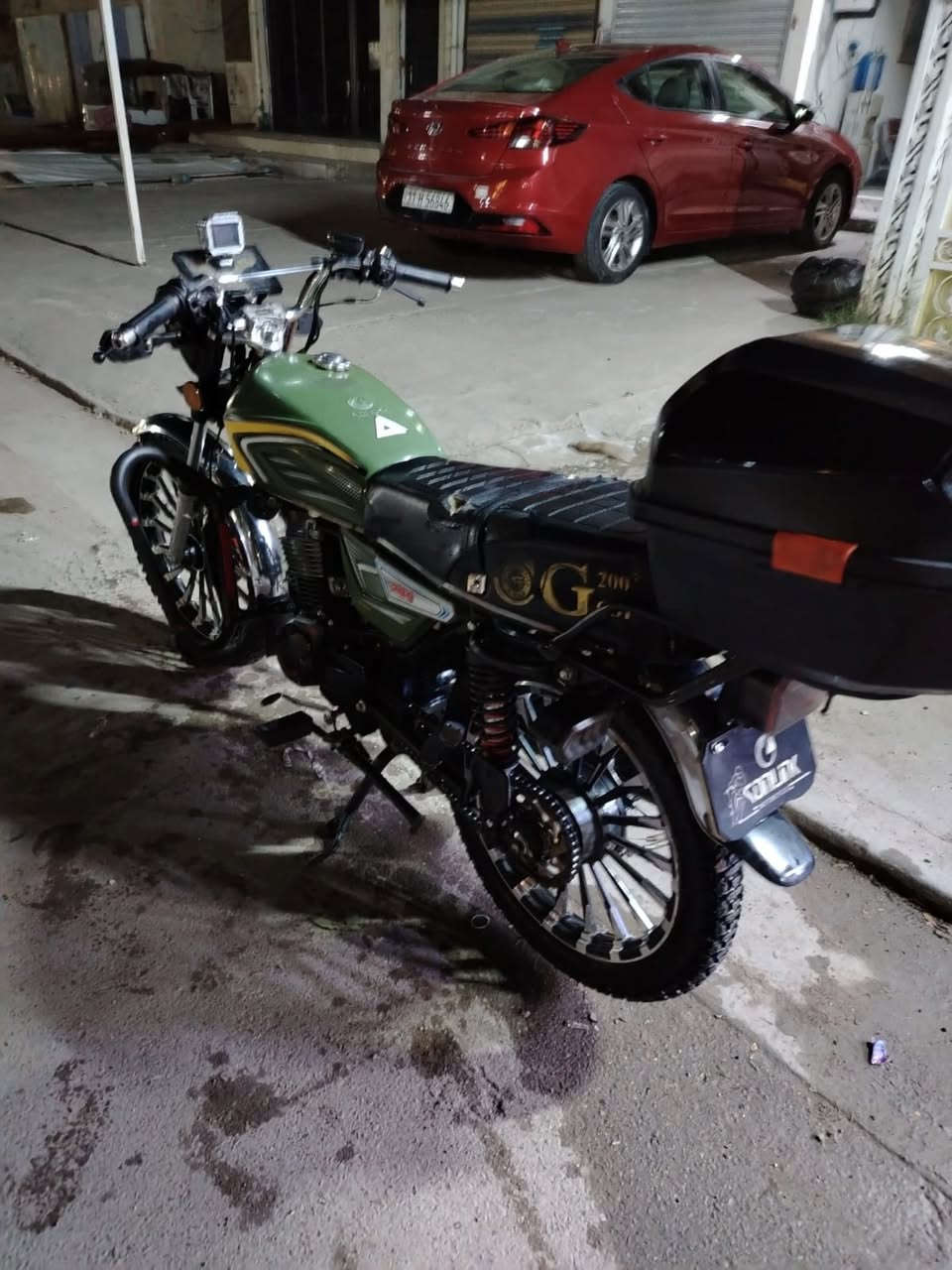 سلام عليكم شباب سونك 2025 لل بيع محرك 200 ccدراجه كفاله عامه نقصهه بس شاشه مالتهه كلبت الكفاح عليهه ماكو السعر 750 وبيهه مجال عنوان بغداد الوزيريه ***********
