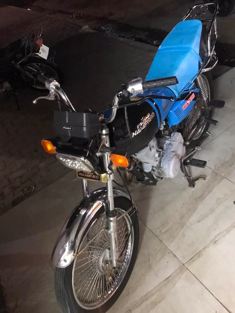 متاح نامي برو موديل 18 محرك لا صرف ولا بخار كهربائيات شغاله وياله عدله تايرات جدد سعر 325 وبي مجال شراي خاص او تصل ‭***********‬
