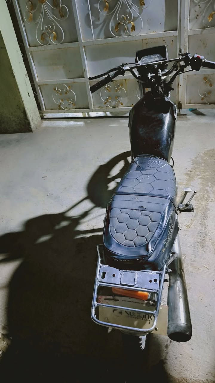 سلام عليكم ماطور خمسه كير كهربايات شغل موديل 15 سعره 160وابي مجال قليل رقم موبايل ***********
