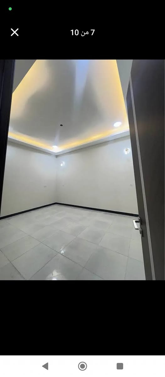 🏡 دار حديث للبيع – تسليم مفتاح 🔑
📍 الموقع: البصرة / أبي الخصيب / أبو الجوزي كل هذا جمال وبسعر مرتب 
📐 المساحة: 200 متر مربع
🏗 البناء: طابقين – بناء درجة أولى
🔹 تفاصيل الدار:
6 غرف نوم
صالتان
استقبال
مطبخ حار + مطبخ بارد
صحيات متكاملة
كراج
حديقة يبعد عن الشارع السايدين كيلو متر وطريق من عويسان وطريق من معمل ثلج الامي سعر ١٩٠مليون وقابل للتفاوض 
تسليم مفتاح جاهز للسكن
📄 الملكية: طابو زراعي عراقي🔄
📞 للاستفسار: ***********
*********** يوجد وتساب علي الرقمين البصرة, العراق
