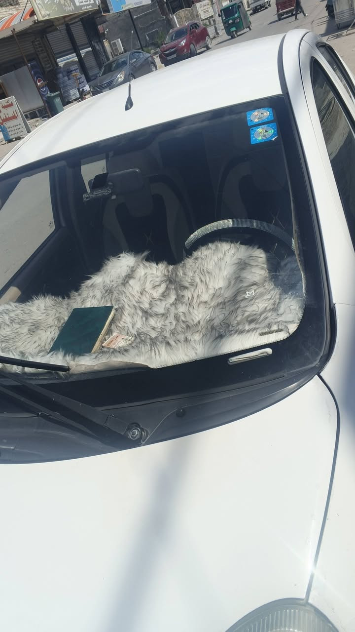 سلام عليكم بانده للبيع مكفوله من ضربه صبغ جاملغ فقط كير مكينه صدر تبريد كله تمام رقم بغداد نكليزي بسمي سياره خير من الله سعر 44مجال قليل رقم هاتف***********
