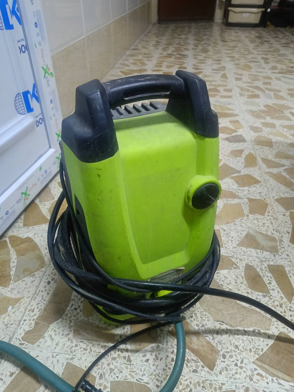 للبيع الشاري يتصل فقط ***********
