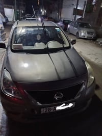 صني للبيع موديل ١٣هندي حلوالسياره ..كولشي ماعايزه بيه بنيد اوجاملغ صبغ...