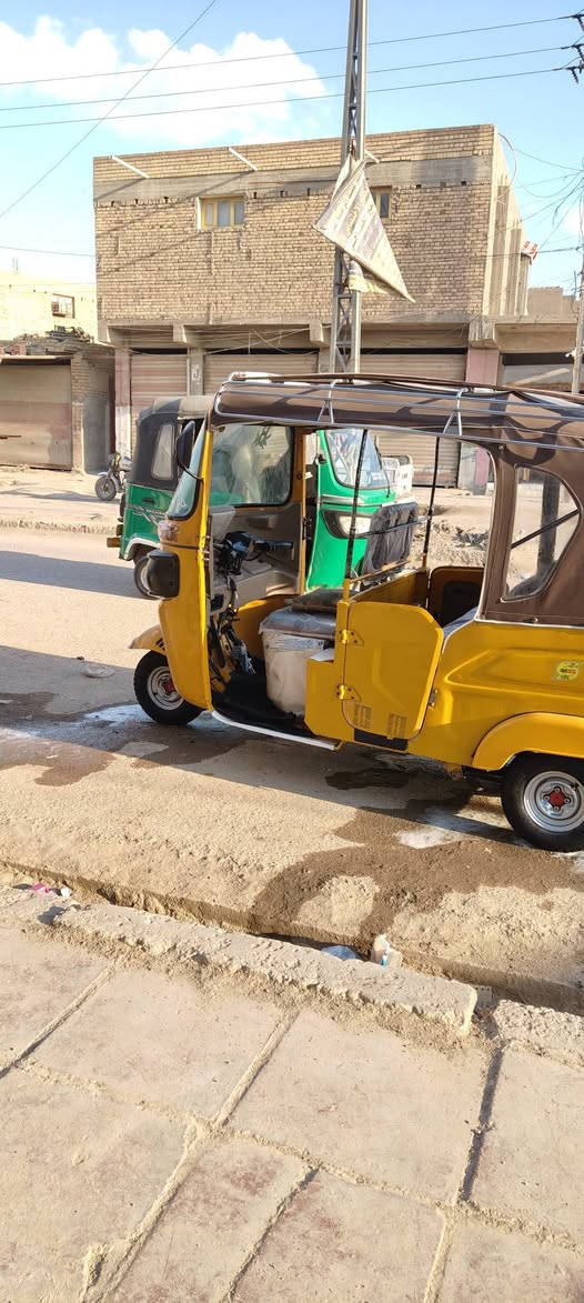 السلام عليكم تكتك البيع موديل 21 شهر 8 رقم وسنويه تحويل ثانيوم رقم ذي قار مكان ناصريه قضاء الغراف ***********
