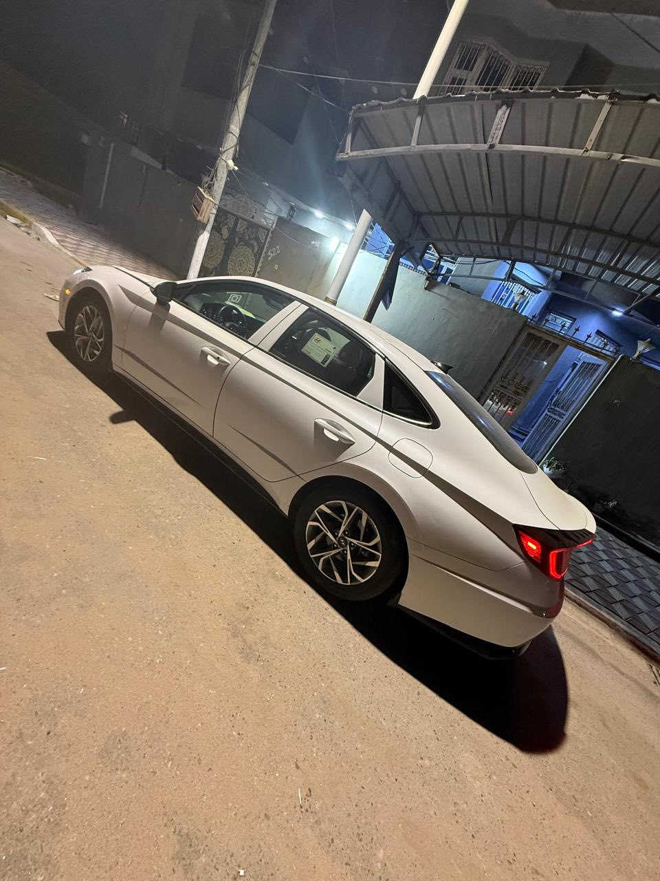 السلام عليكم 
سوناتا 2023 رقم مثنى معوقين وكاله عامه 
ضررها بنيد صبغ وباب السائق صبغ فقط بدون عابر وبدون ايرباك 
فول مواصفات عده الفتحه 
سياره جديده ونضيفه ومابيها كل نقص
ماشيه 32 ميل 
مكاني سماوه رميثه 
السعر 177$ 
*********** 
***********
