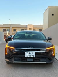 كي فور k4  2025 بدون صبغ بدون تبديل محرك 2000 دوش  بوضع زيرو ماشيه 9 ا...