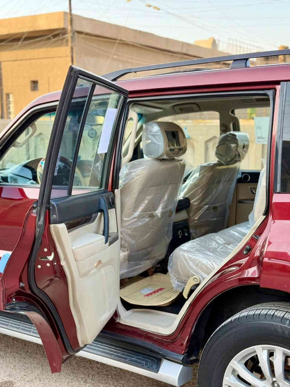 🌷ببركة الصلاة على محمد وآل محمد 🌷للبيع باجيرو 2016 لون ماروني مميز حبتور فول واحد علا واحد دمامات لايت زينون كشنات كهرباء مري شفط فول تحكمات ستيرن كشنات جلد ويل كب 20 كبير بيها صبغ ربع جاملغ وطرف البنيد سياره بالكارتون جديده ومكينه 3800 مكينه كبيره 6 سلندر و 7 راكب وثلاث قطع تبريد مركزي منفصل داخل عسلي مسكنه وكير مكفولات وبعد بيها مواصفات اكثر / مكان السيارة بغداد- الرصافه🌷🌹🌷🌹
للاستفسار الاتصال على الرقم*********** وبيه واتساب#🥀🥀
ملاحظة ⚜️ السيارة كاملة بدون اي نقص السعر 168 العنوان بغداد العبيدي فلكه حي النصر
