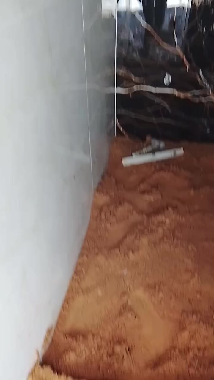 السلام عليكم موجود خلفه لجميع انواع السيراميك والبورسلين والكاشى للتفاصيل ***********
