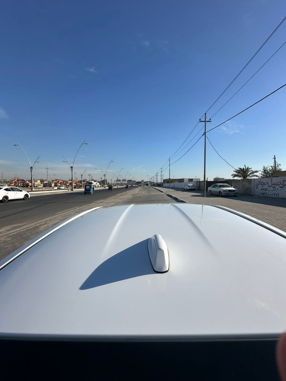 ((نيسان سني هندي مديل 2024  ))
هندي ابو لبليتة زركة 
( رقم أربيل دولي  تحويل وكالة بسم شركة  ) 
🚙(سيارة بيها طخة بل صندوك بسيطة كلش  ))
          باقي مكفول كفالة عامة كلش 
((ماشية .22 .كليو متر سيارة جديدة وجاهزة من كلشي ))
     /سعر 126 $ وبيها مجال /
     ..واحلى من صور .. بهواي 
..العنوان البصرة الجنينة حي الاندلس ..
 ..رقم هاتف 📞  ***********
