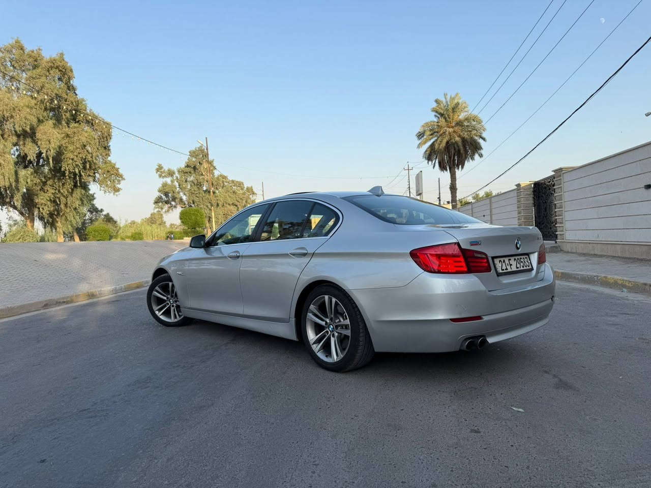 من رخصه الادمن المحترم 
BMW
حجم 530iN52
موديل 2011
رقم سليمانيه تحويل مباشر باسمي 
سياره جاهزه بدون اي نقص كفاله كير محرك كهربائيات داخل ماكو بيها شي مو شغال  داتشو يعرض علجامه 
سايدبريك بصمه اوتو هولد مري قلاب مع البك داخل جلك كشنات كهرباء +خزن +هيترات 
تبريد قطعتين ثلج  
فتحت سقف طكتين 
لايت ديناميك متحرك ويه الستيرن 
تحكمات ستيرن كروز سرعه 
شاشه كبيره  السياره بيها صبغ بالجاملغ الامامي فقط والباقي كفاله مبيها ولا مسج ادامه كامله ماشيه ٢١٢ الف كيلو متر وارد خليجي ***********
السعر 165مكانها بغداد اليوسفيه
