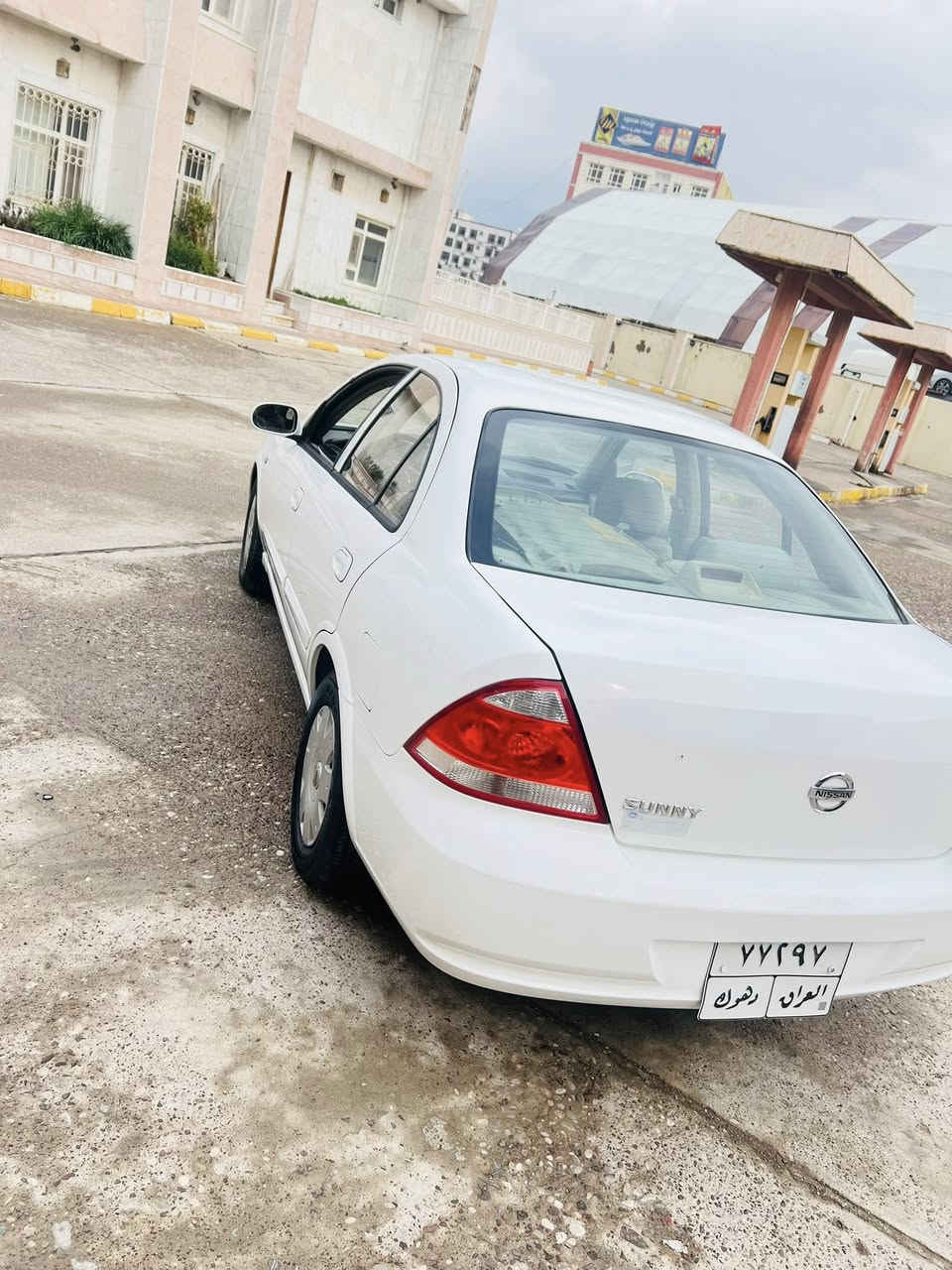 نيسان صني 2011توماتيك
باب تبديل و جملغ صبخ 
بدون داغلي شه رت
كيرمحرك شه رت
سياره نضيف حيل
سعر96مجال قليل
***********
عقره
