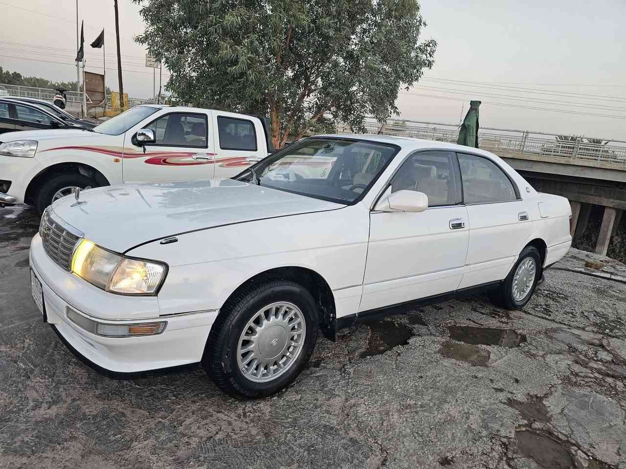بطه 94 كفاله عامه
رقم واسط السنويه مجدده مشروع وطني 

كهربائيات كله شغاله تبريد ثلج سنتر لوك

السعر 66 وبيه مجال حق الجيه المكان ديوانيه 

رقم الهاتف ***********
