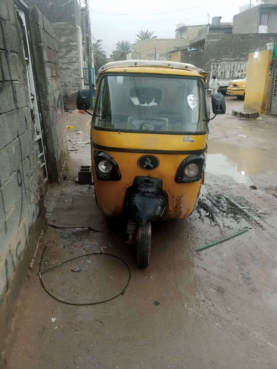 تكتك أتول للبيع بغداد مدينة الصدر حي طارق القديم سعر مليون وربع موبايل ***********
