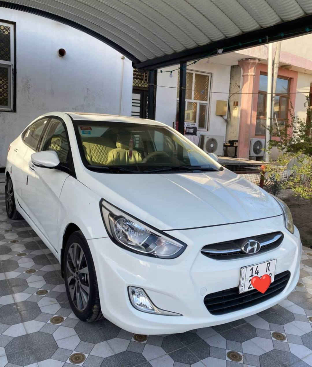 سلام عليكم 
 هونداي اكسنت 2016 خليجي شركه العامه مكفوله ضربه صبغ ماعده صبغ داير خلفي مئشر داخل صوره رقم بصره دولي سنويه لل 31 هزه ورقم جديد أبسمي ماشيه 94 حقيقي فول موصفات شاشه كامره تحكم 5 ويلكب فتحه لايت زنون مكينه 1600 مكفوله وتخم تاير وحداديه كله جديد سعر 110 الاستفسار *********** البصرة, العراق
