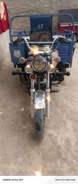 السلام عليكم ستوته مديل 2022 اوراق اصولي محرك مفتوح نقصه صندوق او دشبول واكف او باقي الكهربائيات كله شغاله السعر 2150 بيه مجال قليل متواجد العصر فقط ***********
