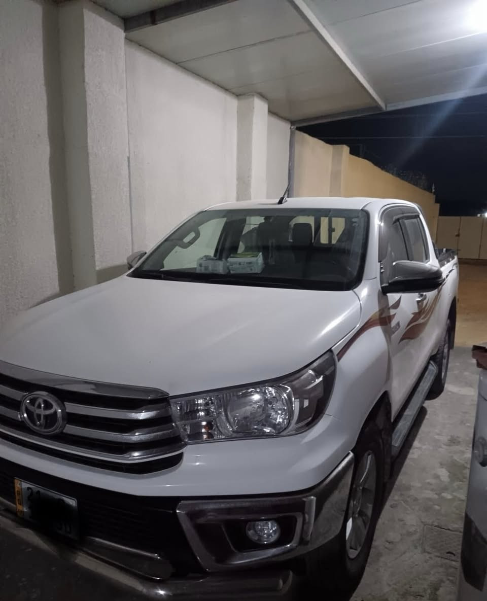 سلام عليكم 
للبيع بيكم هايلوكس فور ويل موديل 20السيارة كفالة عامة 
رقم سليمانية تحويل مباشر السيارة ماشية 103السيارة كلش نضيفة السعر 285بيهة مجال بسيط مكان السيارة بغداد 
***********
