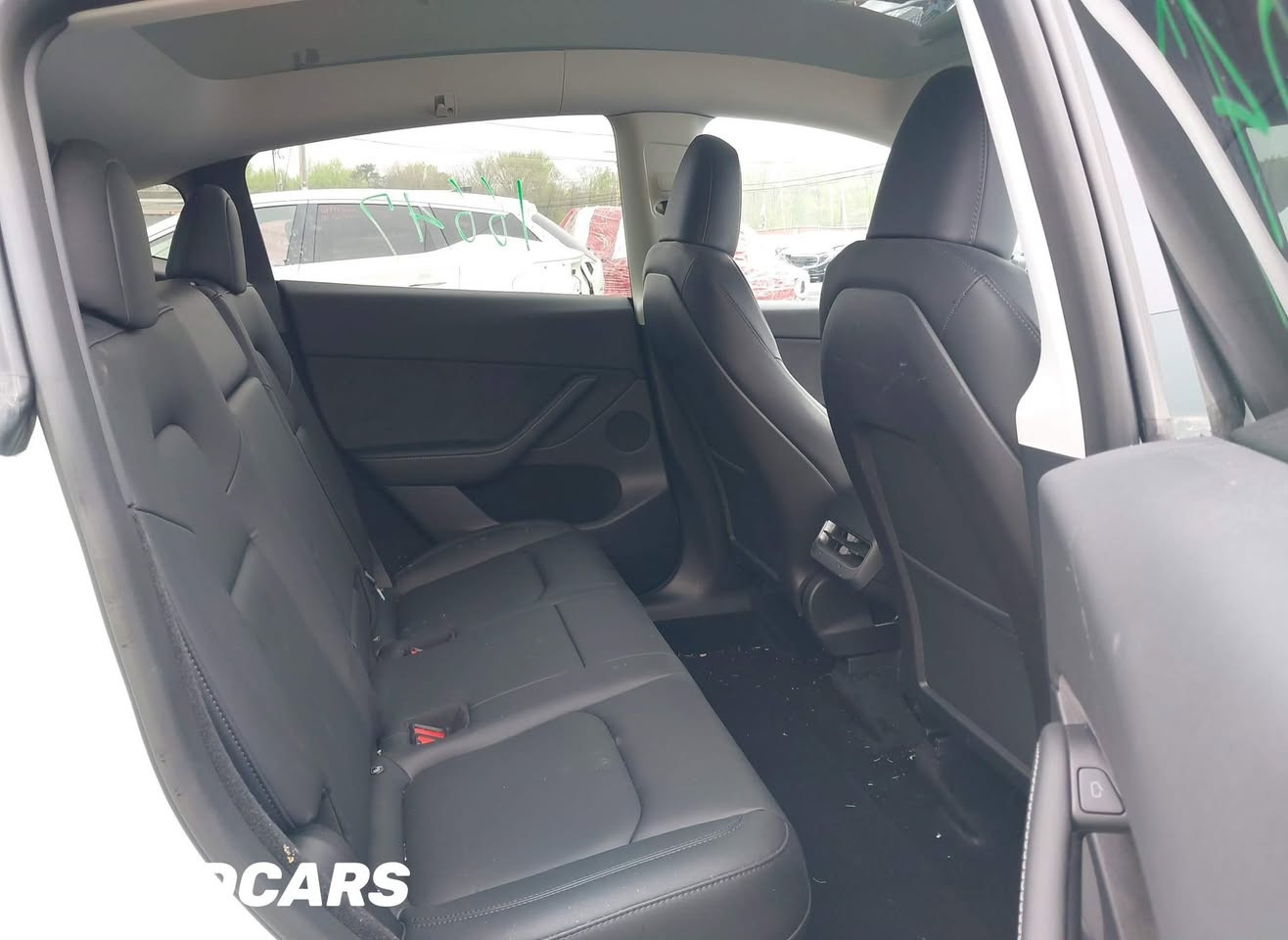 تسلا واي موديل 23
لونك رينج دبل
ويل 20
بدون صبغ 
بدون ايرباك
بدون نقص
اونلاين اخر تحديث
ماشية 54 km
رقم بغداد
مكان السيارة بغداد
بيع او مراوس حسب القناعة
***********
السعر 25500$
