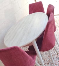 ميز • ٤ كراسي • سفرة