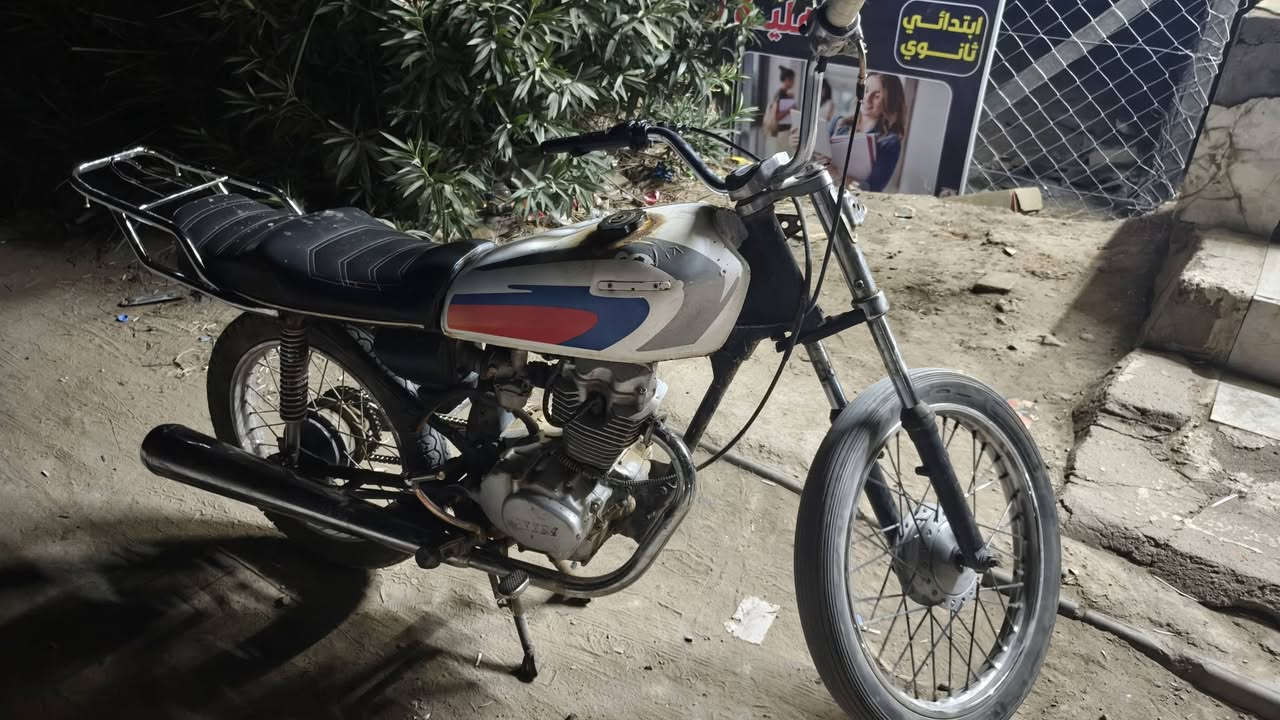 دراجه اربعه كيرر كلك كلك كلك
السعر او بيه مجال قليل 150
المكان الدوانيه مهناويه 
الدراجه تنضح الستفسار ***********

