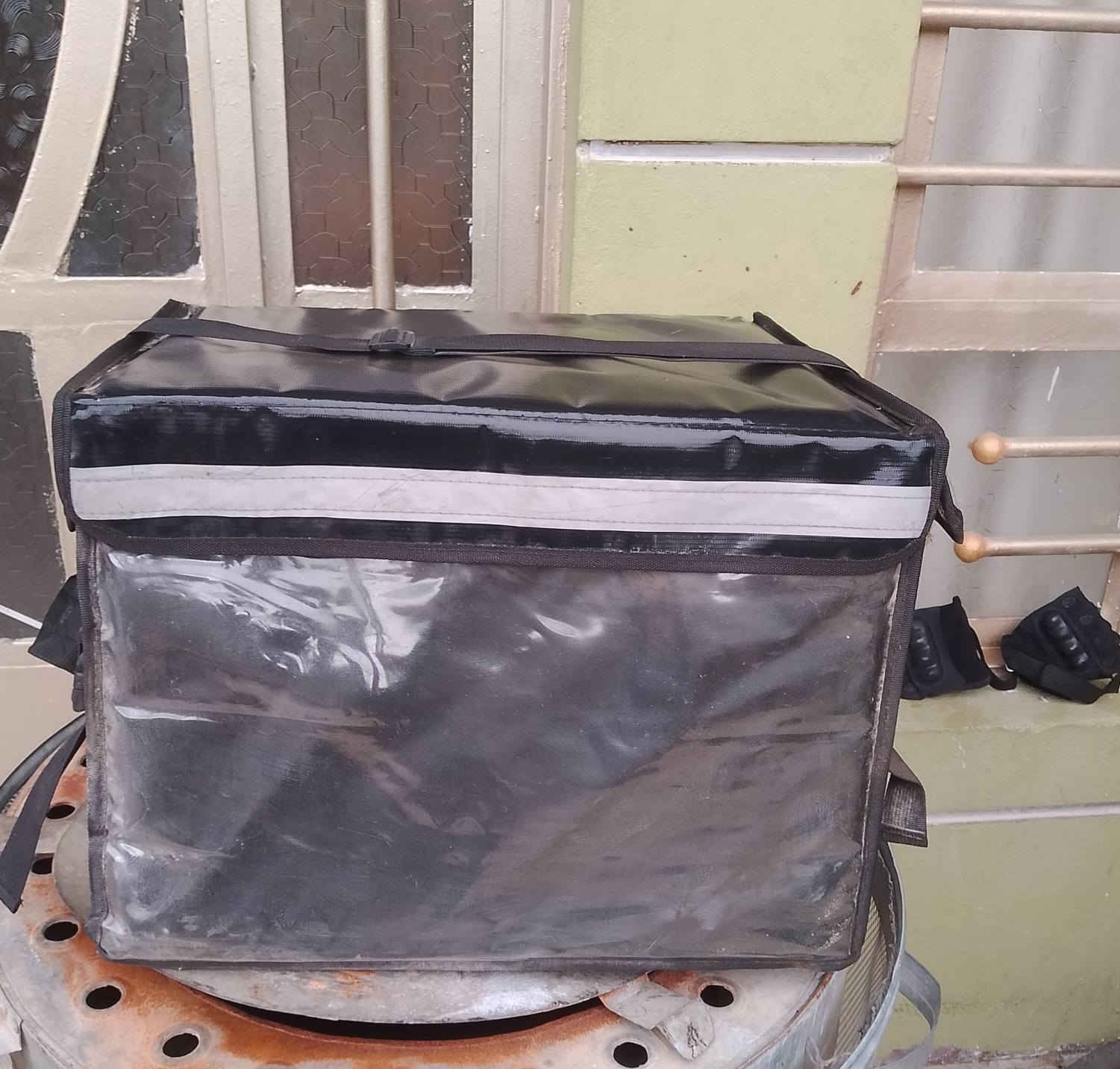 صندوكين وخوذه للبيع نضيفات مكاني بلديات قيم واخذ

 ***********
