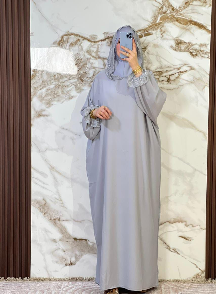 "🌙 رمضان كريم! 🌙
عباية صلاة راقية ومميزة، مصممة لتجعلك تشعر بالخشوع والطمأنينة أثناء الصلاة. 💫
خفيفة ومريحة، مع قماش ناعم ومريح مناسب لكل حركات الصلاة.
متوفرة في 10 ألوان جذابة، بأحجام M L XL XXL XXXL XXXXL.
مثالية لصلاة التراويح والعبادات في رمضان.
أقل عدد 3 ليطاي.
سارعي بطلبك الآن واجعلي رمضانك أكثر إشراقة! 😊 #رمضان_كريم #عباية_صلاة #مريحة #أنيقة"


**إذا كنت صاحب هذا الإعلان وتريد حذفه لأي سبب، رجاءا أرسل رسالة إلى الدعم الفني**