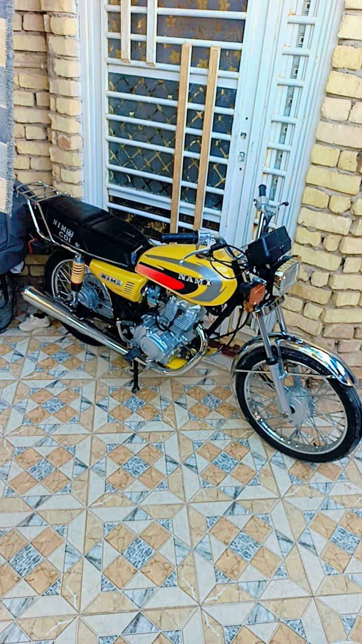 سلام عليكم نامة مديل 25 سكنر 3 احرف الاصلي اوراقة 6 مستخدمة شي قليل سعرة 650 وبية مجال نضافتة بعد انضف من الصور شراي اتصل وتدلل ***********
