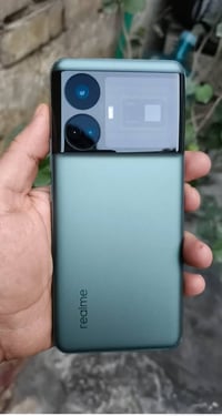 ريلمي GT5 الذاكرة 512 النسخه الصينيه  بدون غراض الجهاز وحافظه ولزكه فق...