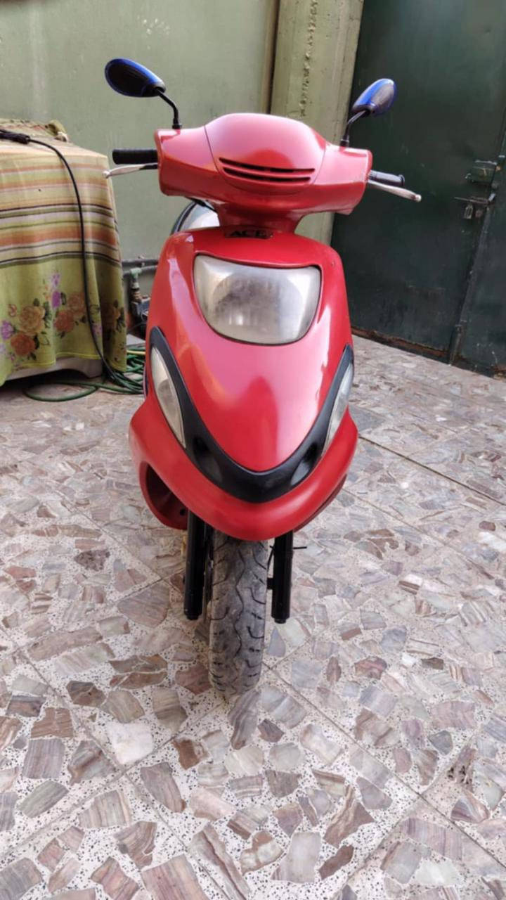 السلام عليكم دراجه دولفين نضيفه جدا لكن مجفته وكلشي شغال بيه السعر.   200قفل مكاني الحله الحمزه الغربي وهذا رقمي ***********
