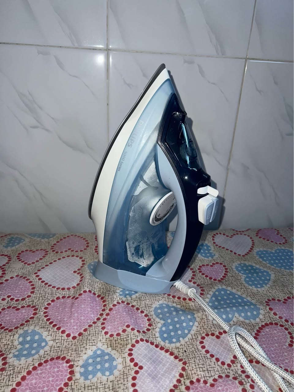 وتوی فلێپسی  نیوز لەندی بەشەرتی ئەسڵ یو بێکیشەی زۆر کەم یشیان کردوە *********** Singapore
