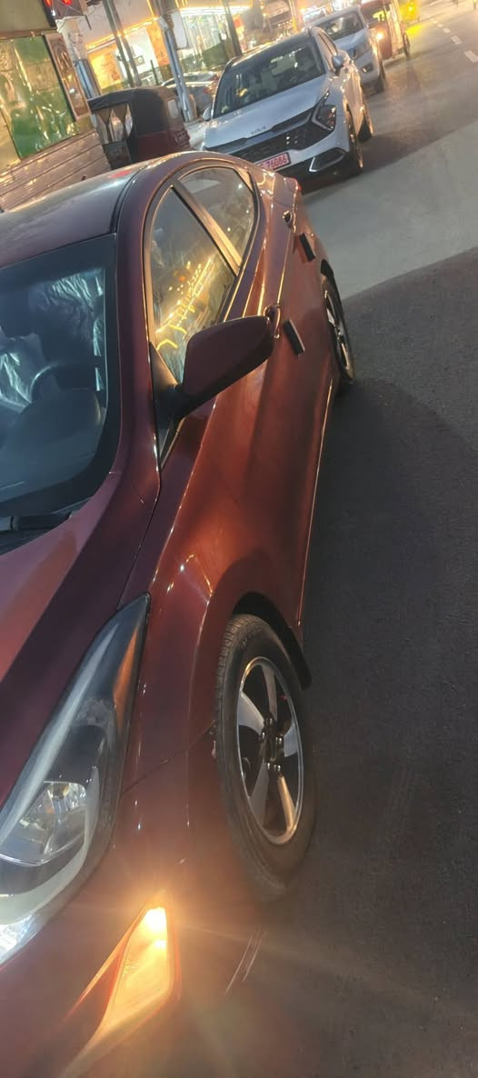 سلام عليكم النترا 2016 وارد امريكي رقم انكليزي بأسمي مكينه2000دوش  حادثها مرفق بالصور بيها جاملغ  وباب صبغ وبالعراق جاملغ خلفي ايسر بي صبغ  سياره نظيفه وبلاديه كير مكينه تبريد تدفئه كله بلادي السعر 107وبيها مجال  مكاني بغداد ***********
