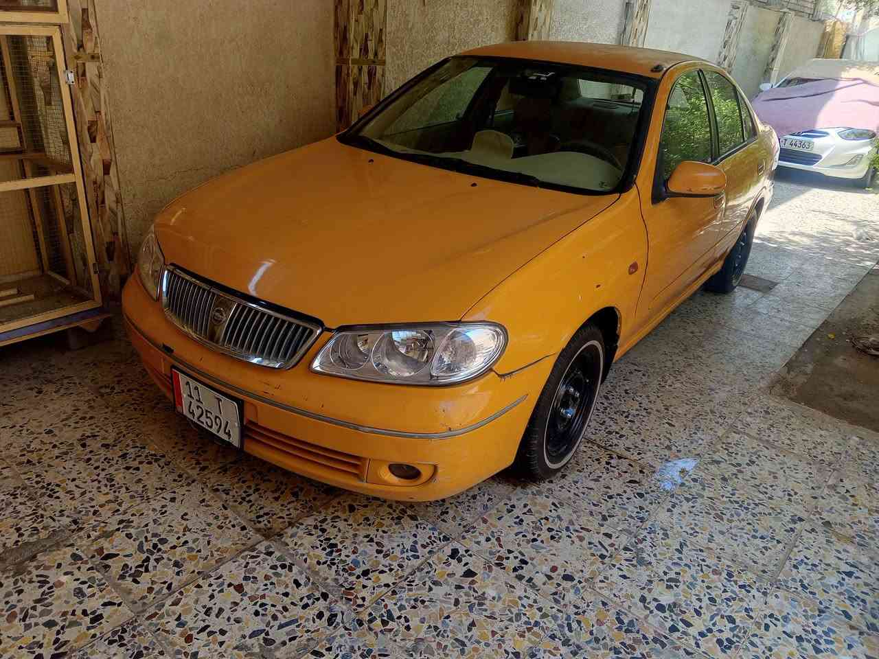 السلام عليكم
نيسان سني ياباني موديل 2007
كير محرك حداديه تبريد مكفول 
تخم تاير خط ابيض جديد 
رقم بغداد ارقام هزه جدد 
مصفرة هئيه غرمات بسمي 
سيارة صبغ جديد بيها مكانات معجون مفطر
اكو فديو موضح كلشي بي وات ساب 
السعر 68 بي مجال قليل 
مكاني بغداد 
***********
