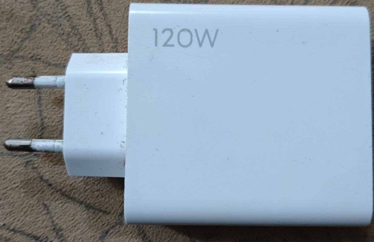 موبايل بلاك شارك 5 برو قليل متواجد بالاسواق قطعة نادرة وحش بالالعاب اول ما نزل أخذتة بمليون ومية
شحن ١٢٠ واط 17 دقيقة من صفر ل100 
بالببجي كلش سلاسة ٩٠ فريم حقيقية وبي شفتات للبيس وببجي للسهولة باللعب معالج كلش قوي ذاكرة ٢٥٦ وداخلية ١٢
السعر ٤٧٥ وبي مجال بسيط


**إذا كنت صاحب هذا الإعلان وتريد حذفه لأي سبب، رجاءا أرسل رسالة إلى الدعم الفني**