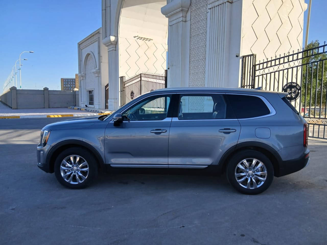 اسلام. عليكم. للبيع. كيا تلرايد. موديل. 2021 وارد أمريكي صور. الحادث. *مرفقه . بلمنشور موصفات. Ex حجم. المحرك.V6/3800
7راكب.  3قطع. تبريد داخل. جلد. كامره دواره . شاشه كار بلي. حساسات. امامي. خلفي. اشاير مري. +كهرباء. حساسات. خلفي امامي ماشيه 80 ميل سياره. جديده. وجاهزه. من. كلشي حداديه. تخم. تاير. تبريد. مابيه. اي. نقص. السعر (225) الاستفسار. اتصل /***********/ العنوان كربلاء المقدسه اخوان. بيع فقط مكلف بنشر
