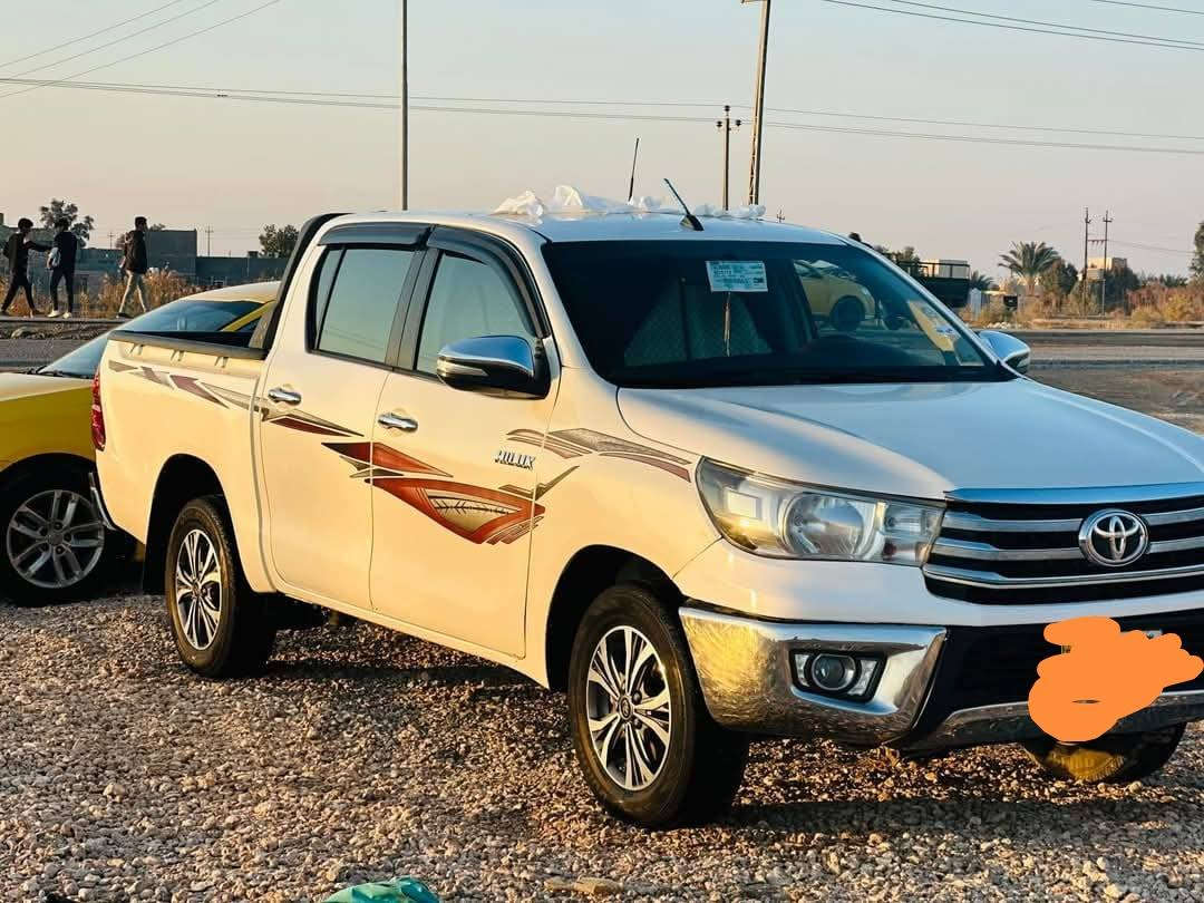 سلام عليكم بيكم سعودي موديل ١٩ ناصي رقم مثنى بأسمي سنويه ٢٠٣١  ضربته تبديل جاملغ وبنيد ولجاملغ صبغ وباب خلفي صبغ وبيه معجون قليل ***********
