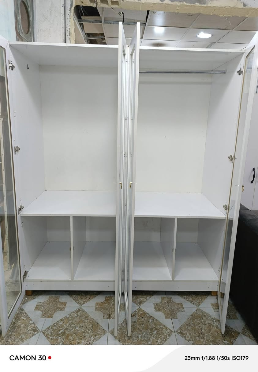 ناونيشان/سليماني كانيسپيكه پيشانگاي مه ليك

سعري/٢٠٠ هه زار قفلي 

كانتؤري /٤ تاك  / ده ستكرد

دريژي/١٨٠ سانتيم قولي70 سانتيم به رزي220

هه ربه ريزي خوازياره ئه تواني په يوه نديمان پيوه بكات

گه ياندنيشمان هه يه بؤ سه ر جه م شاره كان

***********  viber
