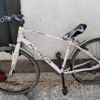 بايسكل c700 للبيع عقرب جديد ياباني  السعر ٧٥ وبي مجال بسيط للاستفسار 0...