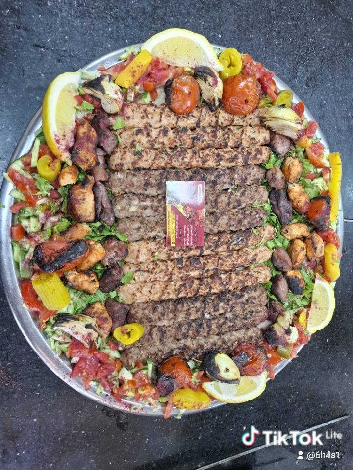 مطعم ومشويات # يوسف المحمدي# يقدم لكم أشهى انواع المشويات كباب دجاج 🐔 كباب لحم 🍖 تكه لحم تكه دجاج معلاكَ وحسب اختيار الزبون مع توفر خدمه توصيل لكافه أحياء مدينة الفلوجة 
مستعدون لتجهيز كافة المناسبات والاعراس بأنسب الأسعار وحسب رغبة الزبون
يتوفر لدينا دجاج شوي على الفحم بالطريقه البغدادية مع كافة انواع المشاوي لأخرى اتصل وتدلل 💞
#رضاكم_هدفنا_زيارتكم_لنا_اسما_أمانينا 
العنوان -شارع المحيط مقابل اسواق عطوفه1 قرب سيطرة الموظفين 
 للمزيد الاتصال ☎️
***********
***********
***********
ومن الله العون والتوفيق 
        بأدارة يوسف ابو ياسين المحمدي
