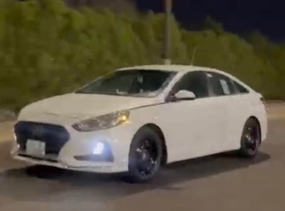 سوناتا 2018 وارد امريكي مكينه 2400 مامفتوحه شرط رقم بصره دولي الجديد بسمنه سنويه ل 30 بيه فقط جاملغ السايق ضربه كلش خفيفه بدون داخل ومبدلينه اصلي ابلادي والجاملغ القديم موجود الباقي كفاله مكينه كير بدي فقط قطعه وحده الباقي مكفول السعر 116 استفسار ع رقمي *********** البصرة, العراق
