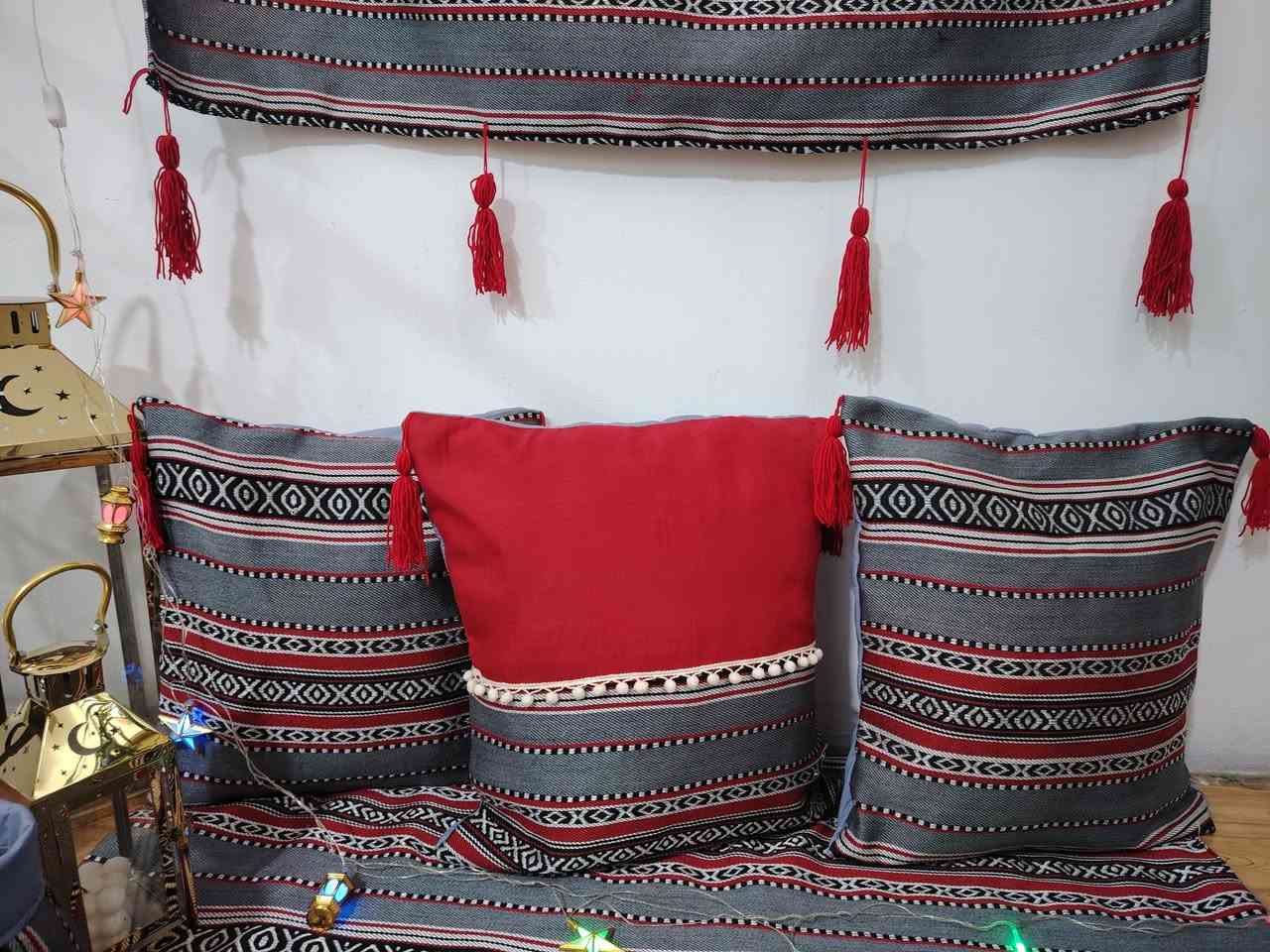 ديكور رمضاني عربي بالقماش السدو الاصلي السوري
#رمضانيات #مفروشات_رمضان #مفروشات_عربية #سيت_رمضان #كوشات #سيت_رمضان #ركن_رمضاني #هاندميد #كروشية #العراق #اشغال_يدوية #مشاهير_العراق #بغداد #نجف #كربلاء #دهوك #موصل #اشغال_يدوية


**إذا كنت صاحب هذا الإعلان وتريد حذفه لأي سبب، رجاءا أرسل رسالة إلى الدعم الفني**