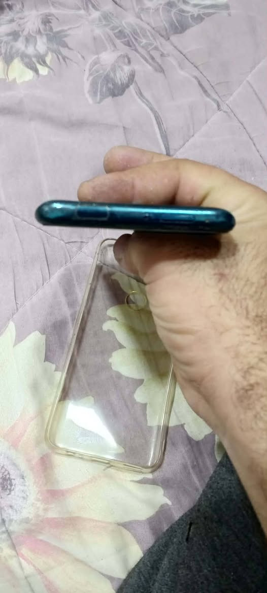 السلام عليكم واي 9 برايم شرط ذاكرا 128 رام 6 جهاز نضيف مستبدل شاشه اصلي شرط جهاز كلو شغال بس كامره السلفي واكفه معرف شبيها عل غفله وكفت ول كامره الورا ينرادلها تنضيف وجامه فقط ول باقي شرط سعر خاص مكاني موصل او مراوس ابايفون


**إذا كنت صاحب هذا الإعلان وتريد حذفه لأي سبب، رجاءا أرسل رسالة إلى الدعم الفني**