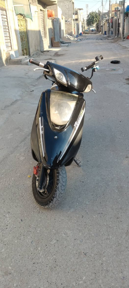 سلام عليكم دراجه لبيع فريز***********
