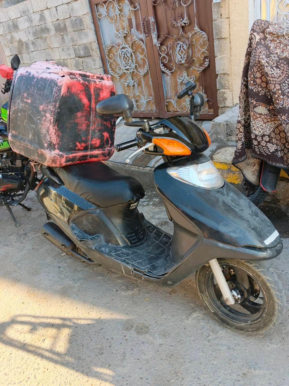 سبيسي كفاله مابيها نقص سلف هندر
ب450 قفل أو مراوس حسب قناعه
سريدات شعب تواصل***********