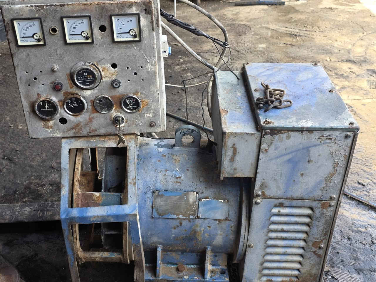 سلام عليكم. توليد. 40  kv  بلاد.  مكاني الصويره
السعر 1000 $ دولار
 ***********
