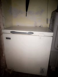 ثلاجة • للبيع • منزلية