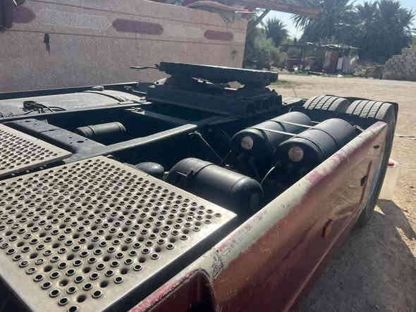 السلام عليكم للبيع راس وعربانه كرواتي موديل 94
مكينه 50 كير 240كهربائي سكليتر كهربائي بم عادي بلادي
مربوطه فلات ذات جوانب متحركه مربوطه 4محاور وعربانه سكندريه تخم تاير راس وعربانه جهازه للعمل مكفوله من اي شي سنويه ل30بسمي مداور ثاني يوم ***********
