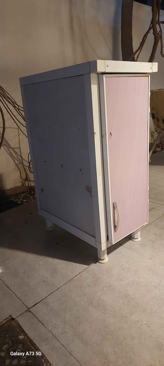 دولاب او جزامة المنيوم ابعادها ( طول ٦٤ عرض ٣٨ ارتفاع ٩٥) السعر ٣٠ الف كركوك, العراق


**إذا كنت صاحب هذا الإعلان وتريد حذفه لأي سبب، رجاءا أرسل رسالة إلى الدعم الفني**