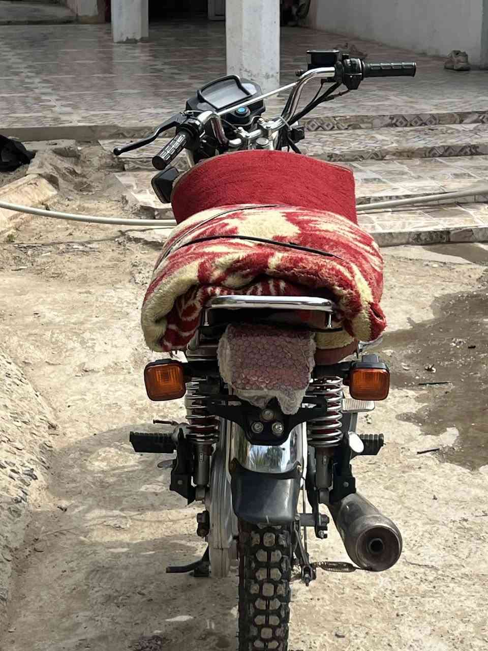 السلام عليكم يوجد سيفان للبيع كلشي شغال دبل اشاير سلف تشغيل عن بعد بل بصمه موديل 2023 (السعر 525) وبي مجال كلش بسيط❤️🔥


**إذا كنت صاحب هذا الإعلان وتريد حذفه لأي سبب، رجاءا أرسل رسالة إلى الدعم الفني**