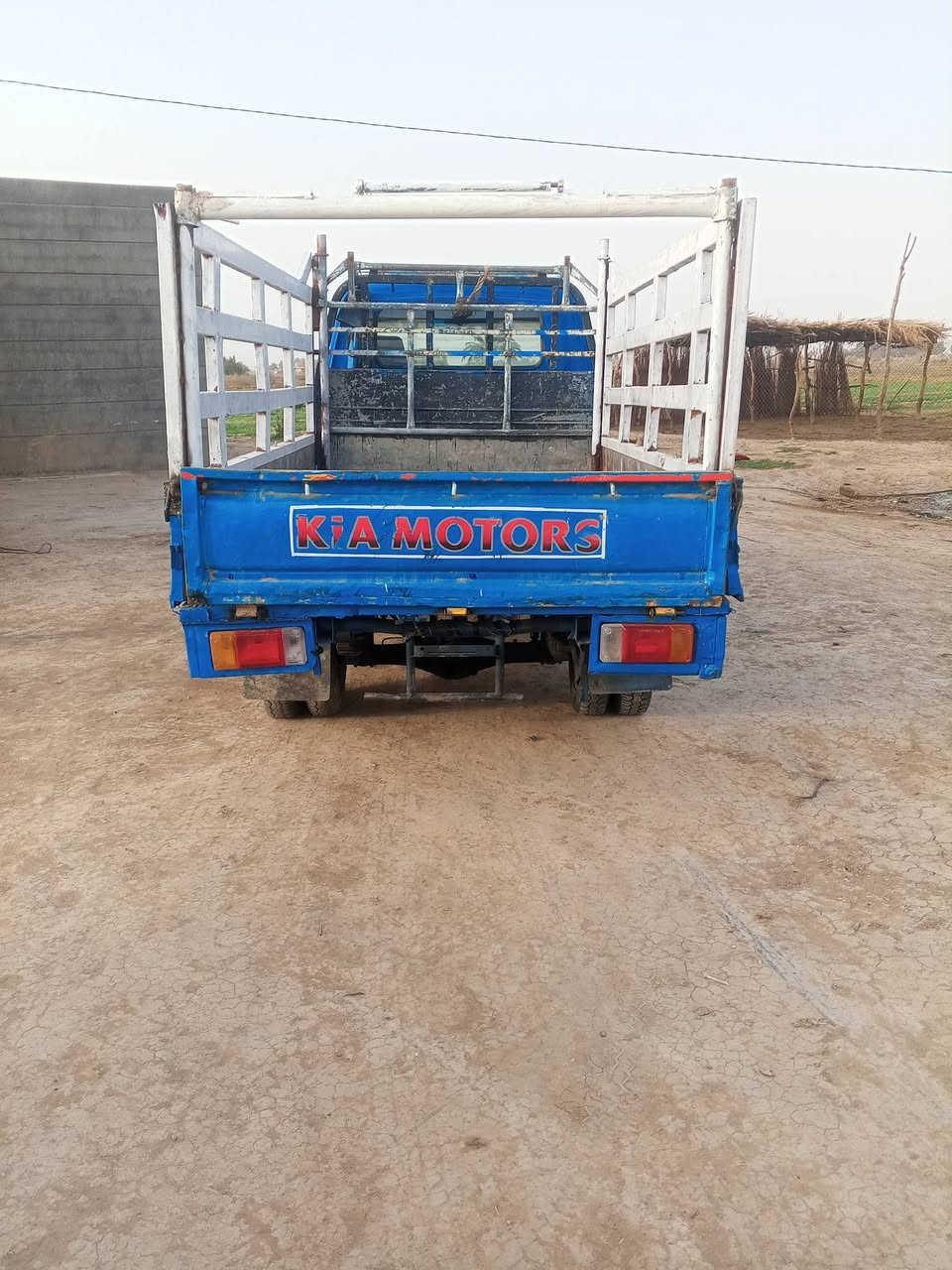 السلام عليكم سياره موديل 94 ب  20 بينها مجال***********
