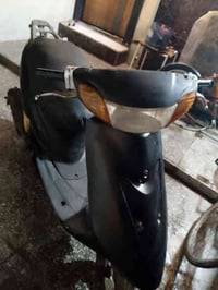 للبيع دراجه عصفوريه نضيفه محرك ناعم شغاله سلف وهندر كفرات بلاد بكلايتا...