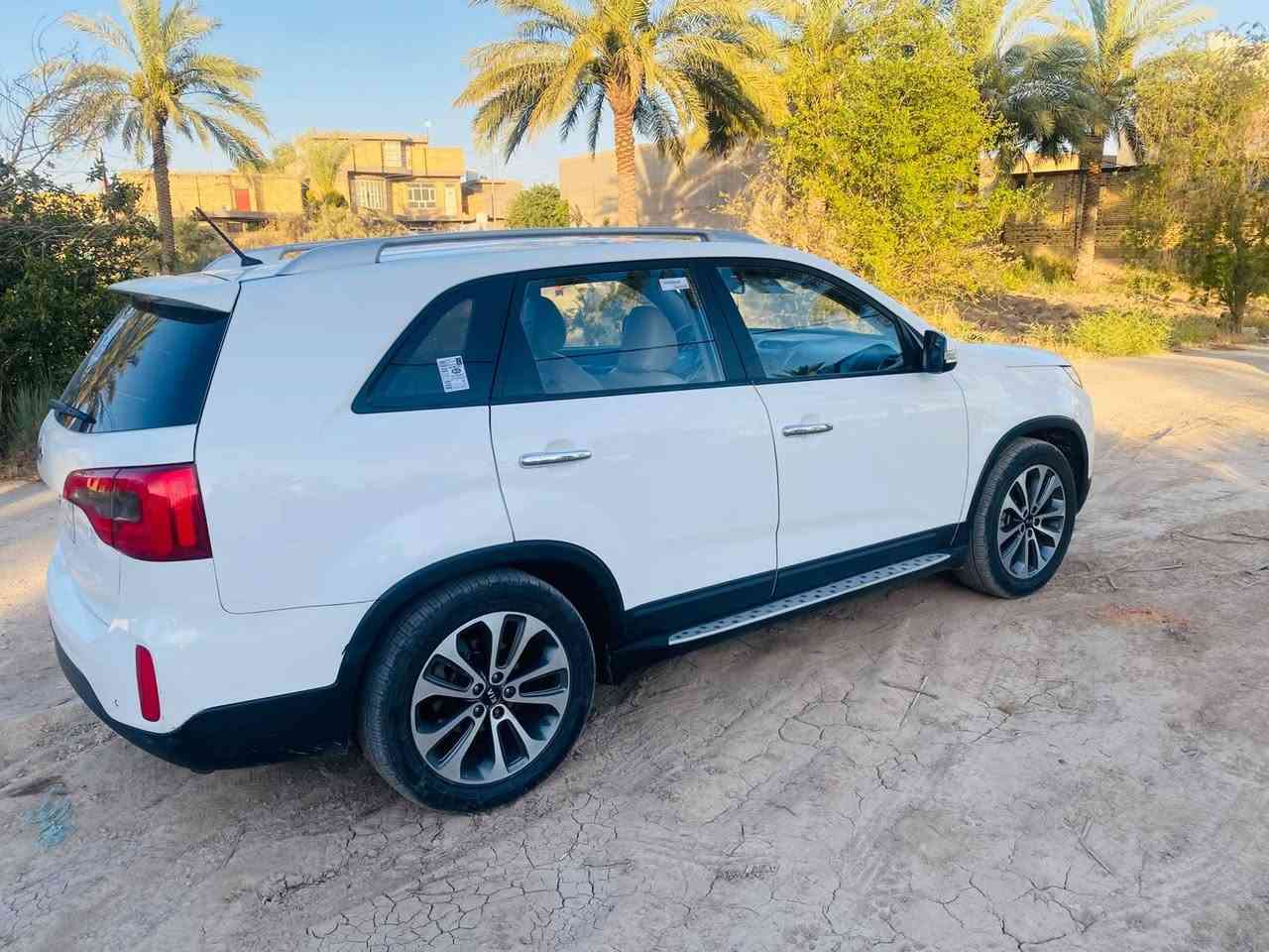 السلام عليكم سورنتو ٢٠١٤ كفاله عامه خليجي حتى الدعاميات مكينه وكير وحداديه وتبريد وتخم تاير ماناقصها شي جاهزه مجهزه مكان السياره بابل السعر ١٦٠ $ ***********
